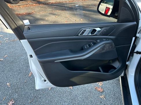 Used 2020 BMW X5 sDrive40i w/ Premium Package image 14