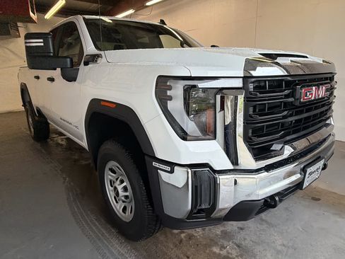 New 2026 GMC Sierra 2500 Pro w/ Convenience Package image 4