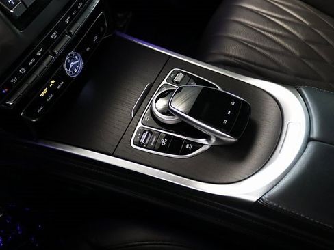 Used 2022 Mercedes-Benz G 550 image 28