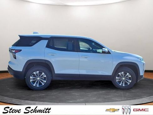 New 2026 Chevrolet Equinox LT w/ Convenience Package II FWD image 23