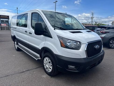 Used 2025 Ford Transit 250 Low Roof w/ Exterior Upgrade Package RWD image 3