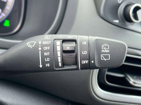 Certified 2023 Hyundai Kona SE image 24