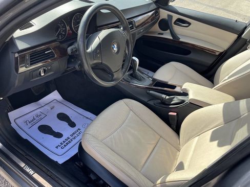 Used 2011 BMW 328i xDrive Sedan image 11