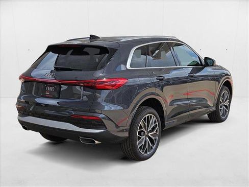 New 2025 Audi Q5 Premium Plus w/ Premium Plus image 2