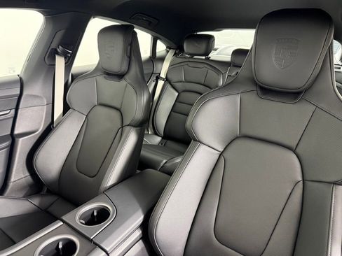 New 2026 Porsche Taycan image 5