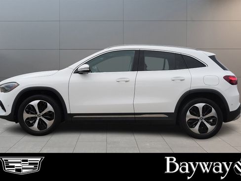 Used 2025 Mercedes-Benz GLA 250 image 4