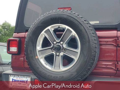 Used 2022 Jeep Wrangler Unlimited Sahara w/ Cold Weather Group image 8