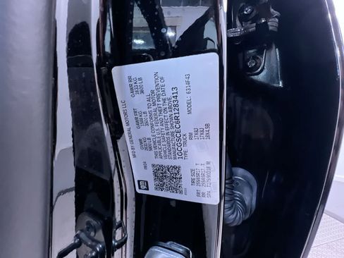 Used 2024 Chevrolet Colorado LT w/ LT Convenience Package RWD image 42