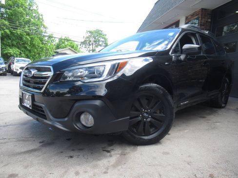 Used 2018 Subaru Outback 2.5i Premium AWD/4WD image 27