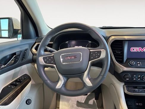 Used 2020 GMC Acadia Denali w/ Technology Package image 10