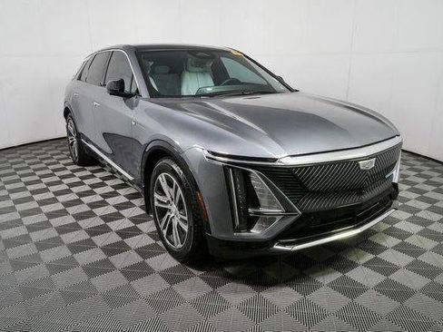 Used 2023 Cadillac Lyriq 2WD image 27
