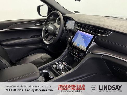 New 2025 Jeep Grand Cherokee Limited w/ Luxury Tech Group II AWD/4WD image 11