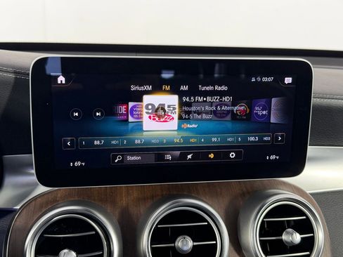 Used 2020 Mercedes-Benz GLC 43 AMG 4MATIC image 23