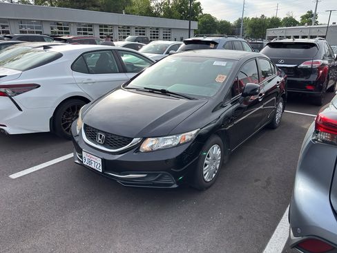 Used 2013 Honda Civic LX image 2
