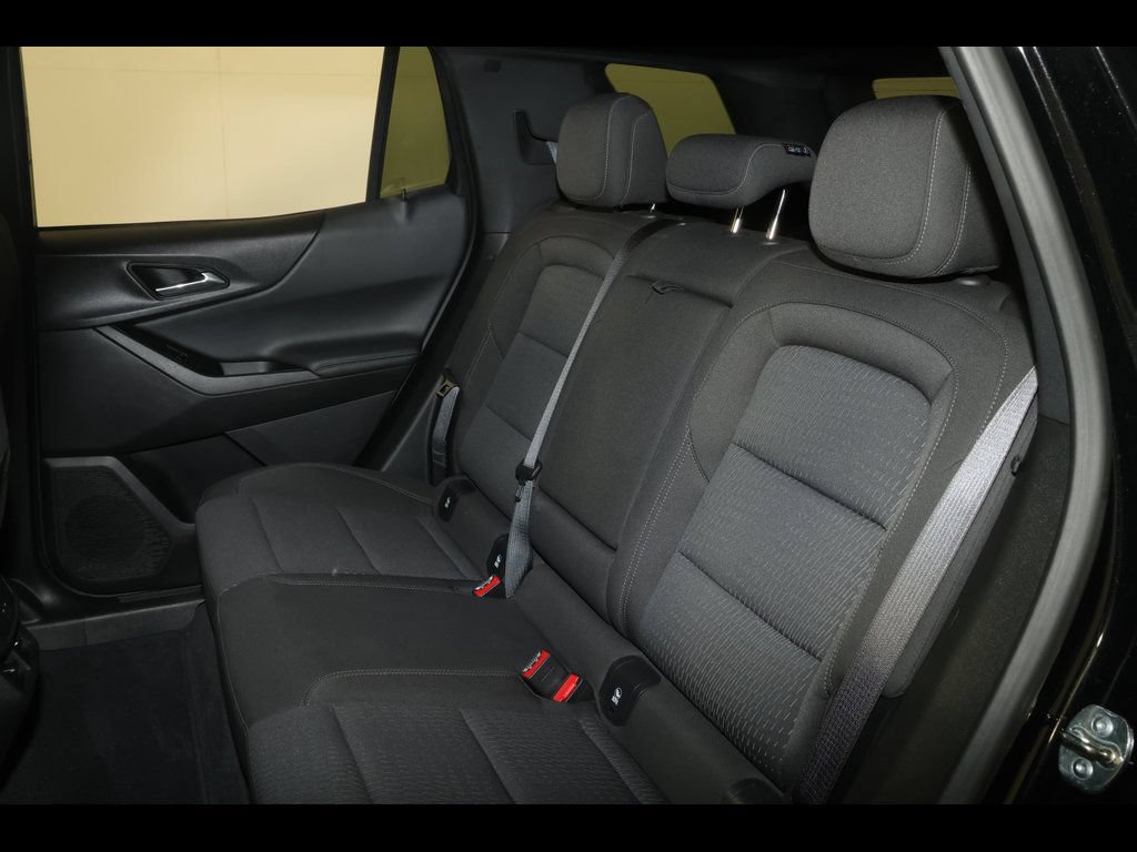 Used 2025 Chevrolet Equinox LT FWD image 26