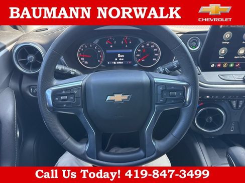 Used 2024 Chevrolet Blazer LT w/ Convenience Package FWD image 19