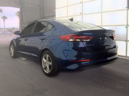 Used 2018 Hyundai Elantra Value Edition FWD image 4