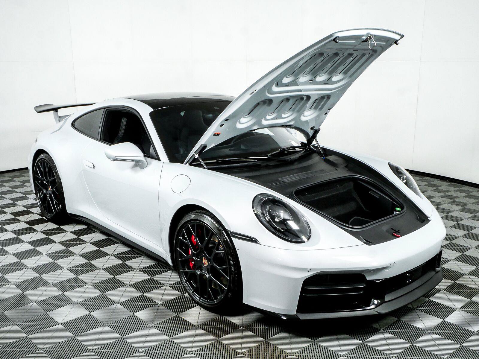 Certified 2026 Porsche 911 Carrera 4S AWD/4WD image 30
