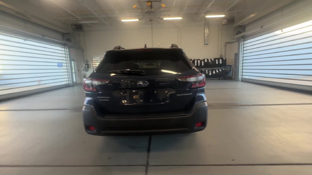 Used 2024 Subaru Outback Premium AWD/4WD image 9
