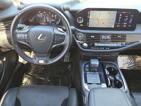 Certified 2022 Lexus LS 500 F Sport w/ Accessory Package (Z2) RWD image 28
