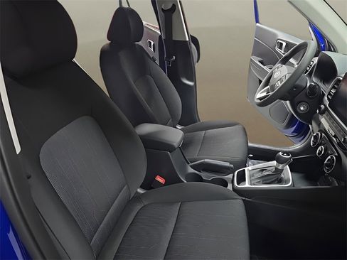 New 2026 Hyundai Venue SE image 20