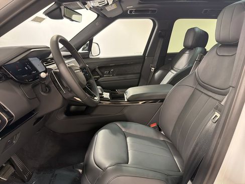 New 2025 Land Rover Range Rover Sport Dynamic SE image 11
