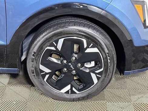 Certified 2023 Kia Niro Wind FWD image 24