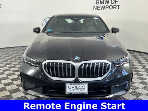 Certified 2025 BMW 530i xDrive image 3