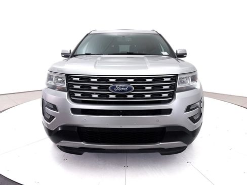 Used 2017 Ford Explorer Limited FWD image 11