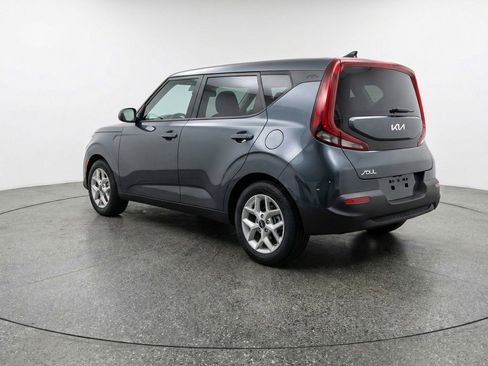 Used 2025 Kia Soul LX w/ LX Technology Package image 6
