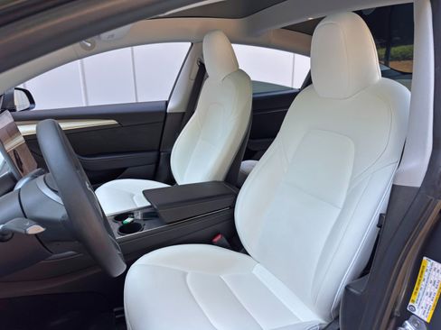 Used 2023 Tesla Model 3 Standard Range RWD image 39