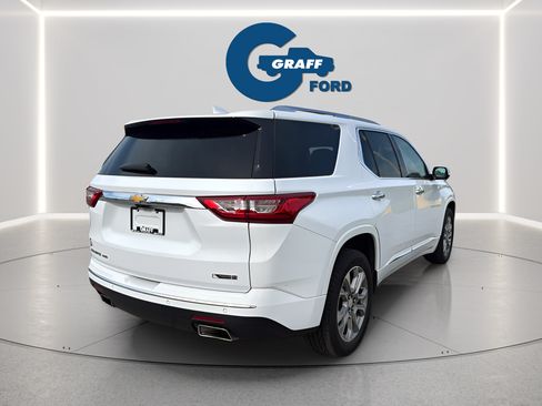 Used 2018 Chevrolet Traverse Premier AWD/4WD image 11