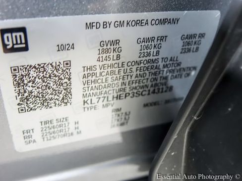 Used 2025 Chevrolet Trax LT FWD image 25