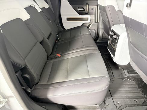 Used 2025 GMC Hummer EV 2X AWD/4WD image 13