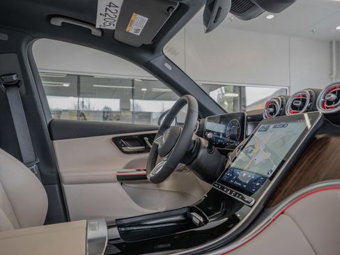 New 2026 Mercedes-Benz GLC 300 4MATIC image 18