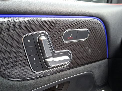 Certified 2025 Mercedes-Benz GLB 250 GLB 250 image 26