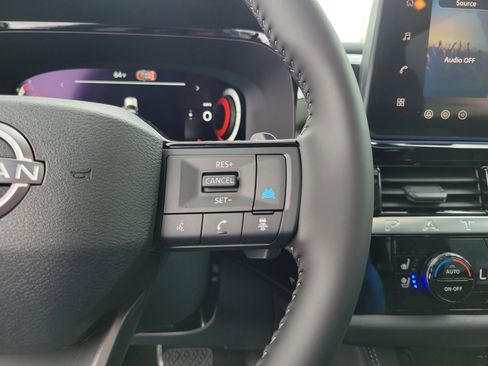 New 2026 Nissan Pathfinder Platinum image 23