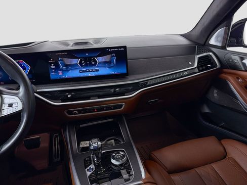 Used 2024 BMW ALPINA XB7 AWD/4WD image 27