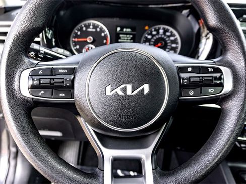 Used 2023 Kia K5 LXS image 17