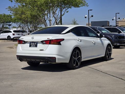 Used 2024 Nissan Altima 2.5 SR FWD image 4