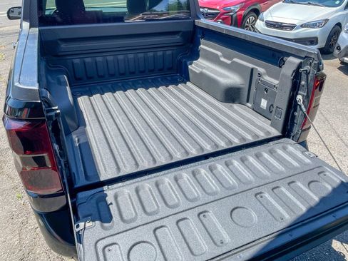 Used 2022 Ford Maverick AWD SuperCrew image 39