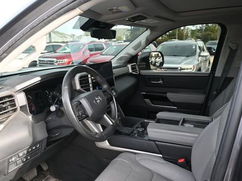Used 2022 Toyota Tundra Limited image 9