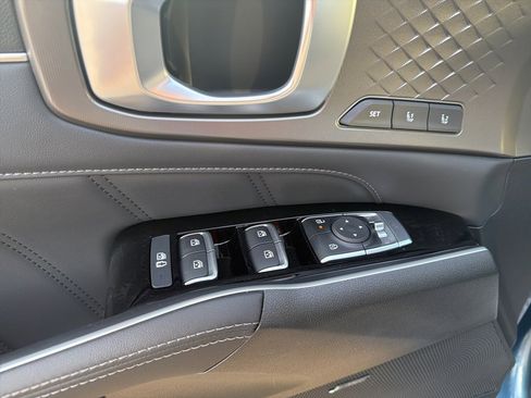 New 2026 Kia Sorento SX Prestige image 23