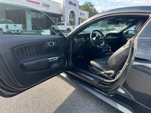 Used 2020 Ford Mustang GT Premium w/ GT Performance Package RWD image 7