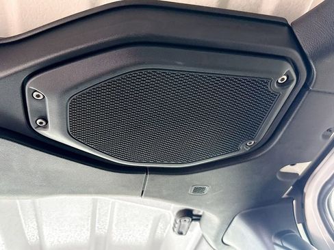 Used 2023 Jeep Wrangler Unlimited Rubicon image 27