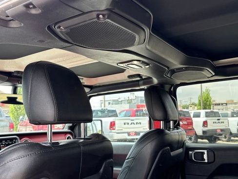 Used 2023 Jeep Wrangler Unlimited Rubicon 4xe AWD/4WD image 20