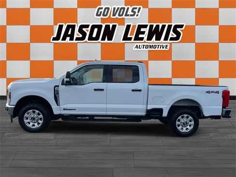 Used 2024 Ford F250 XLT image 8