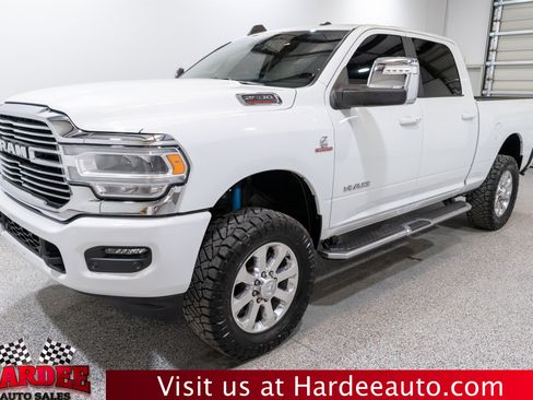 Used 2023 RAM 2500 Laramie AWD/4WD image 2