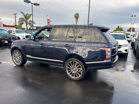 Used 2017 Land Rover Range Rover HSE image 4