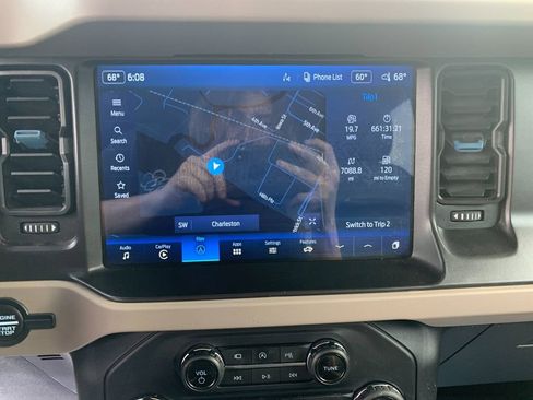 Used 2022 Ford Bronco Wildtrak image 22